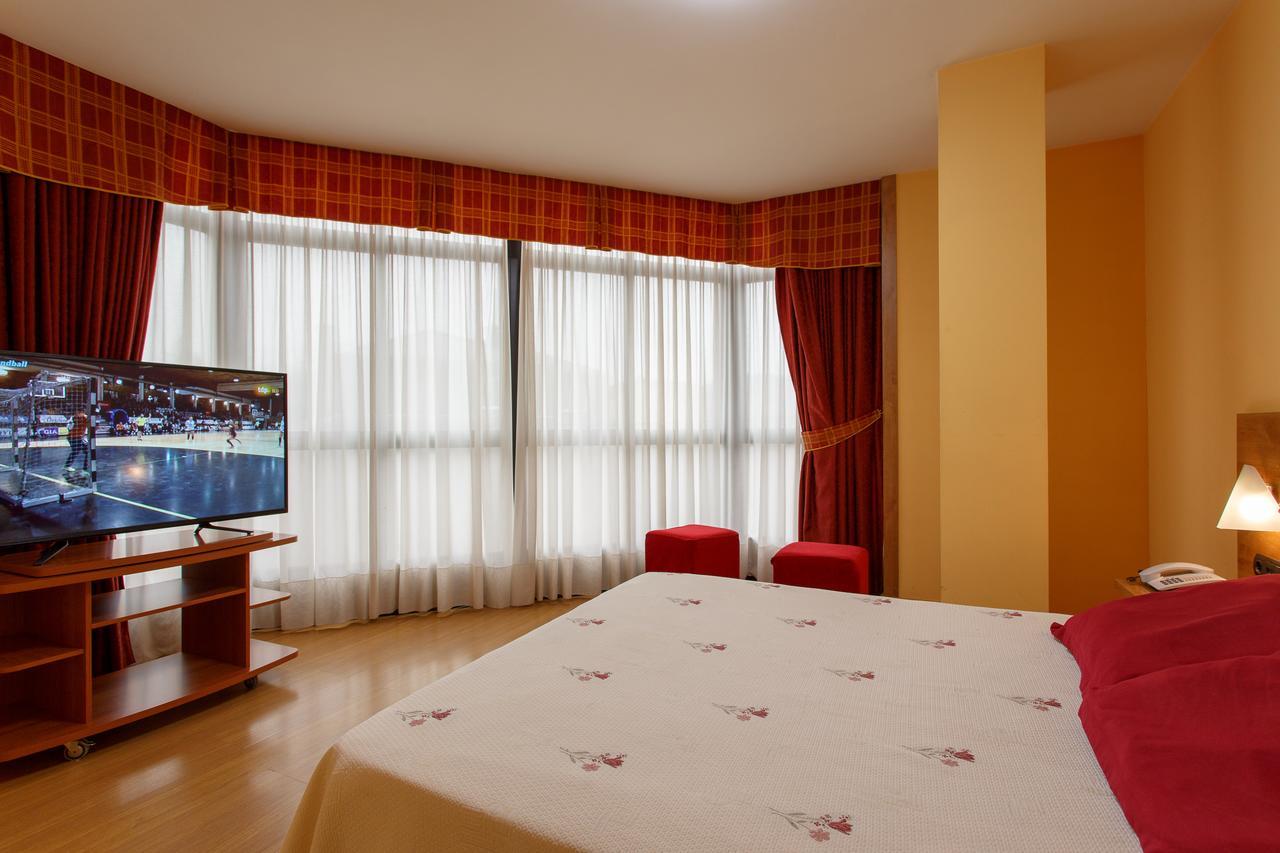 Hotel Restaurante Pontinas Lalín Екстериор снимка