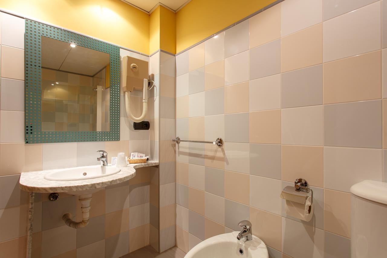 Hotel Restaurante Pontinas Lalín Екстериор снимка