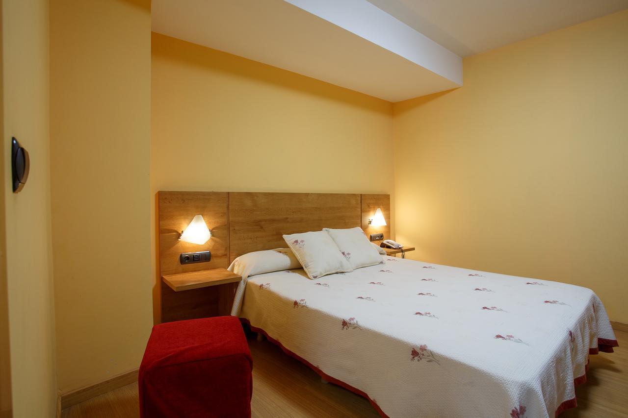 Hotel Restaurante Pontinas Lalín Екстериор снимка